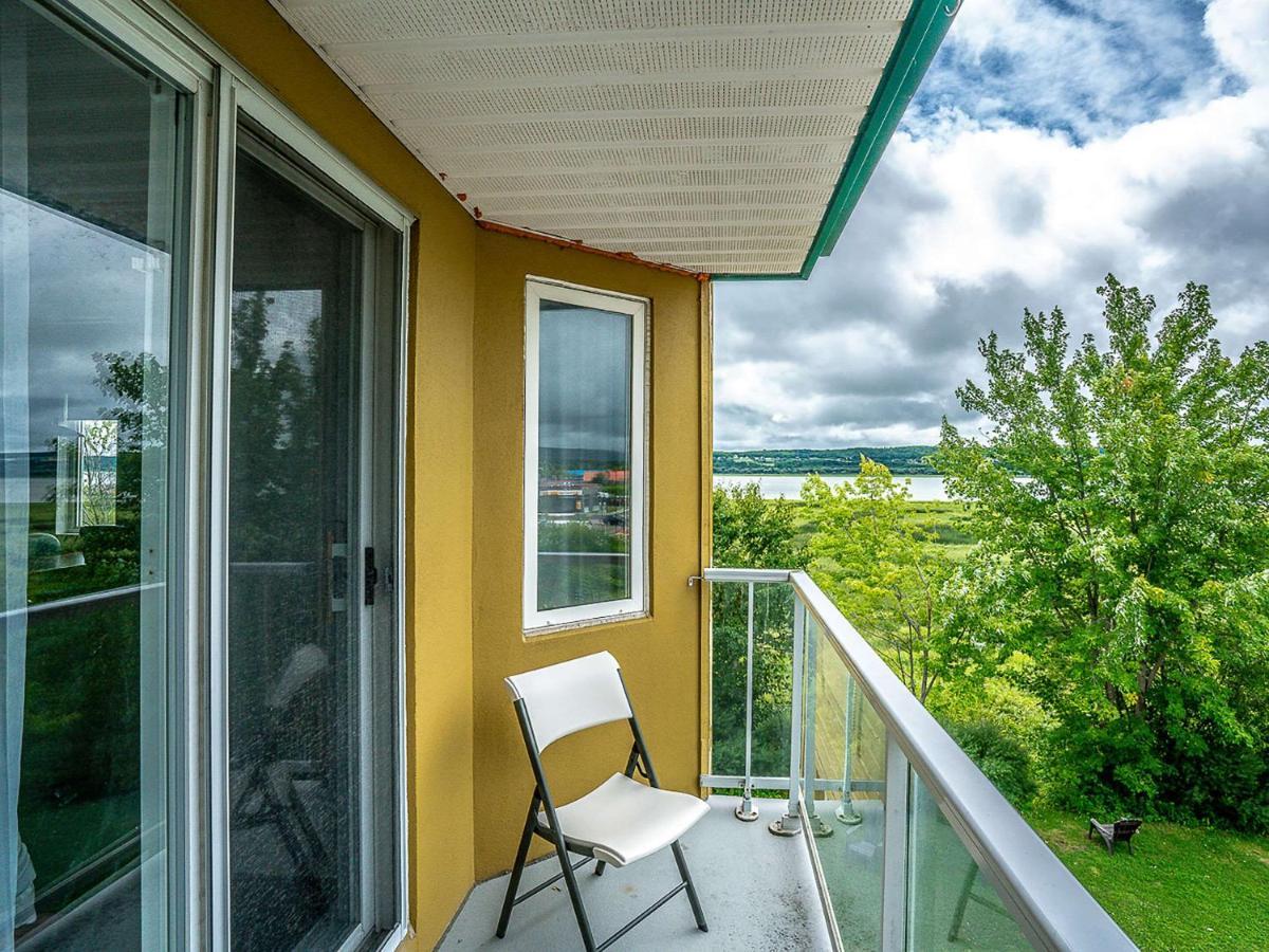 Quality Suites Sainte-Anne-de-Beaupré Exterior photo