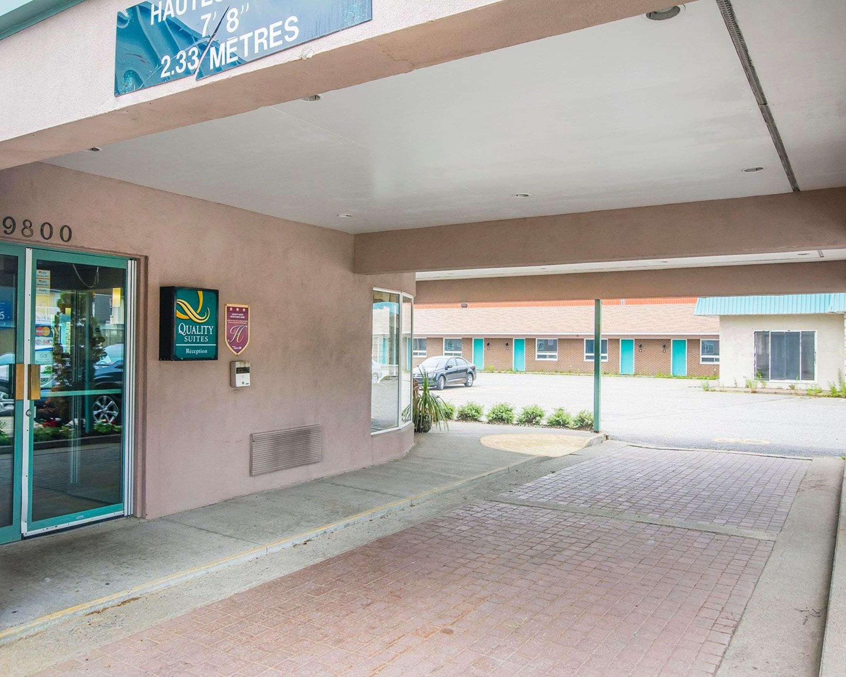 Quality Suites Sainte-Anne-de-Beaupré Exterior photo